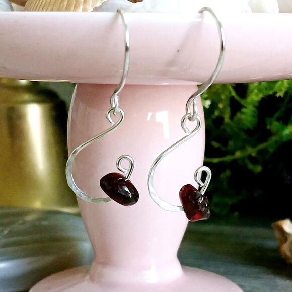 Dainty Garnet Crystal Dangle Earrings, Hammered Gemstone Jewelry 1.5" - Picture 6 of 10